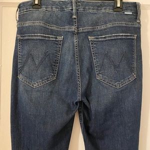 Highwaisted Looker Ankle Fray